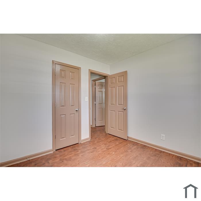 326 Sterling St