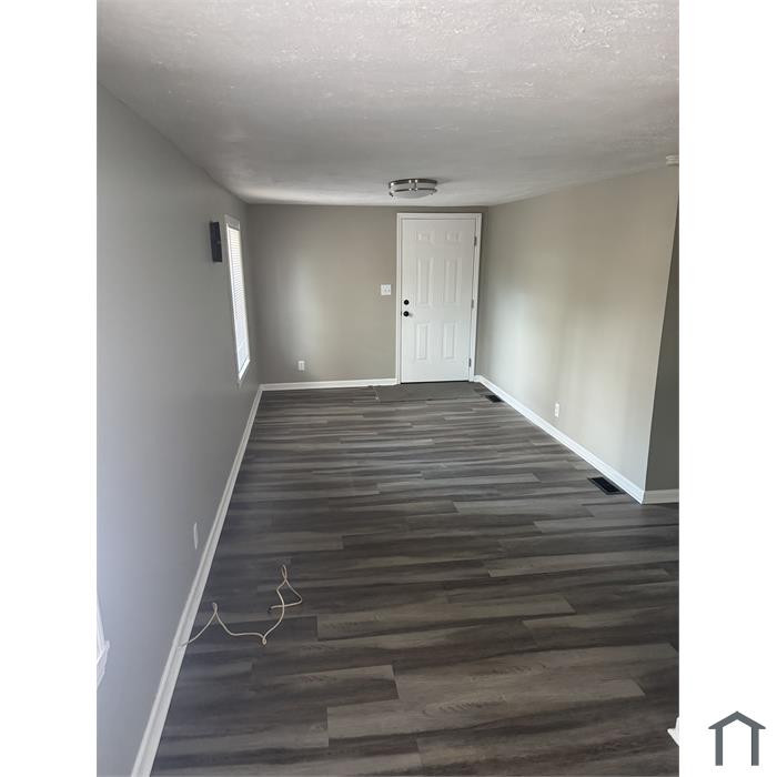 1923 Kissingbower Rd