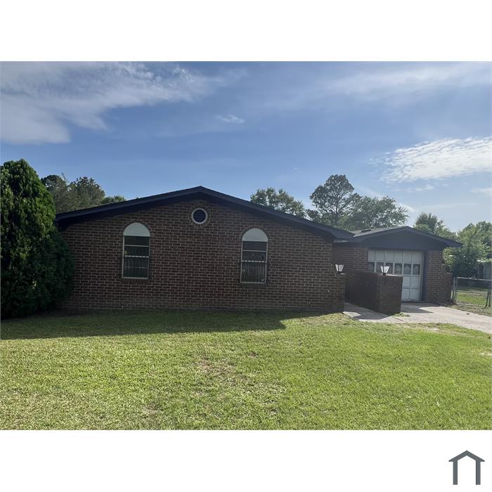3008 Libby Dr