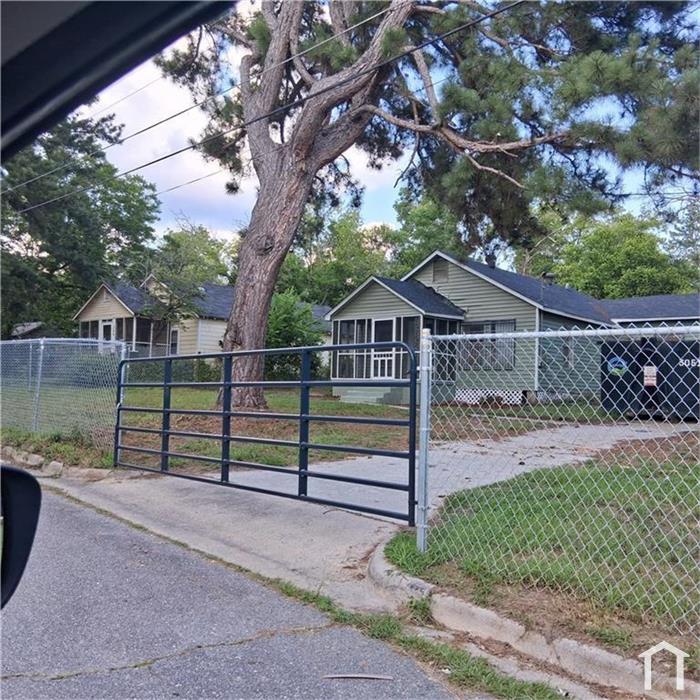 348 Hortman Ave