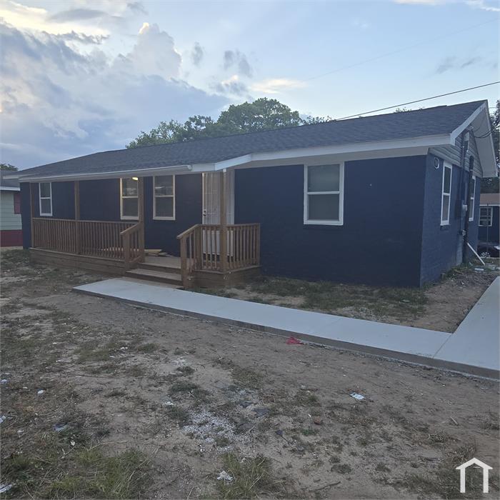 709 Patton Ave