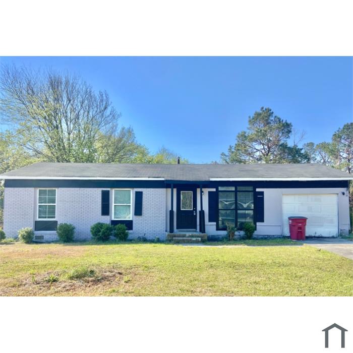 2830 Village Green Dr