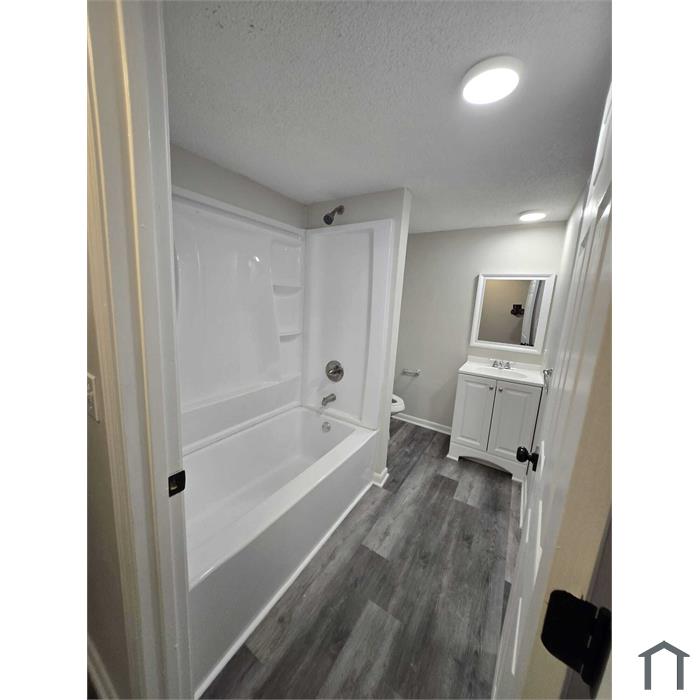 1880 Kitchens Rd