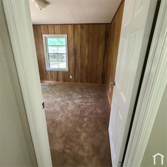 809 Stillwater Dr