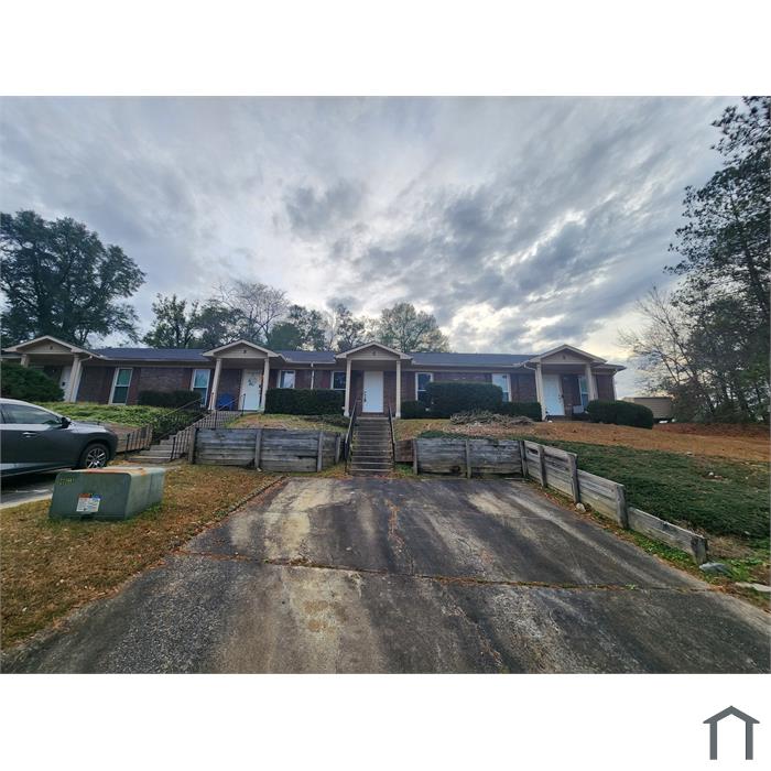 3 Montclair Ct