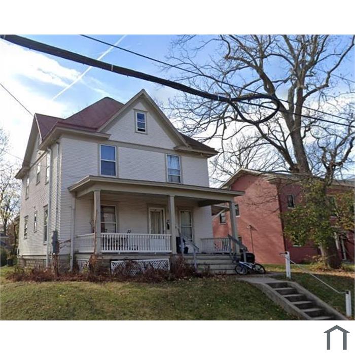 1017 E Burlington St