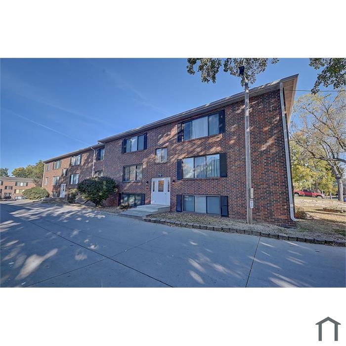 1215 Oakland Rd NE