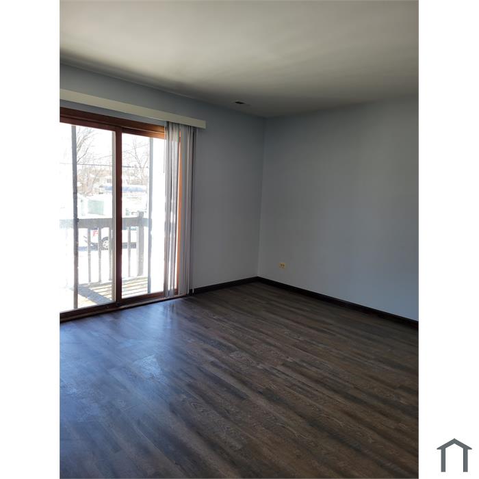 570 Drom Ct