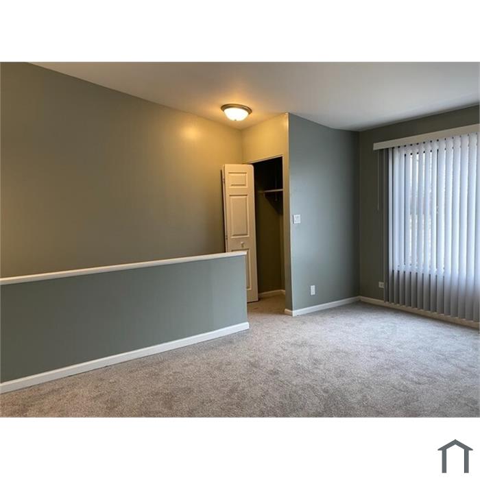 901 Van Buren Ct