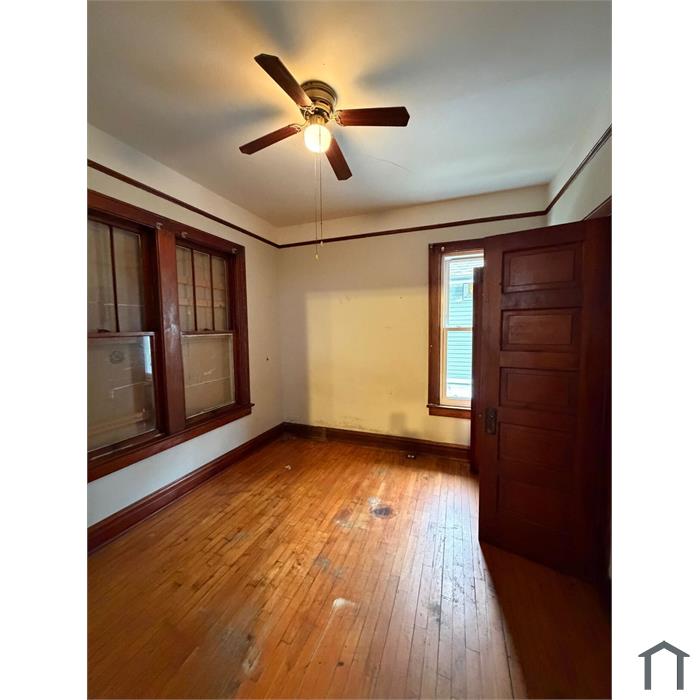 27 S Fulton Ave