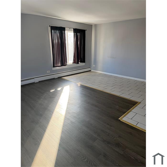 2101 Williamsburg Dr