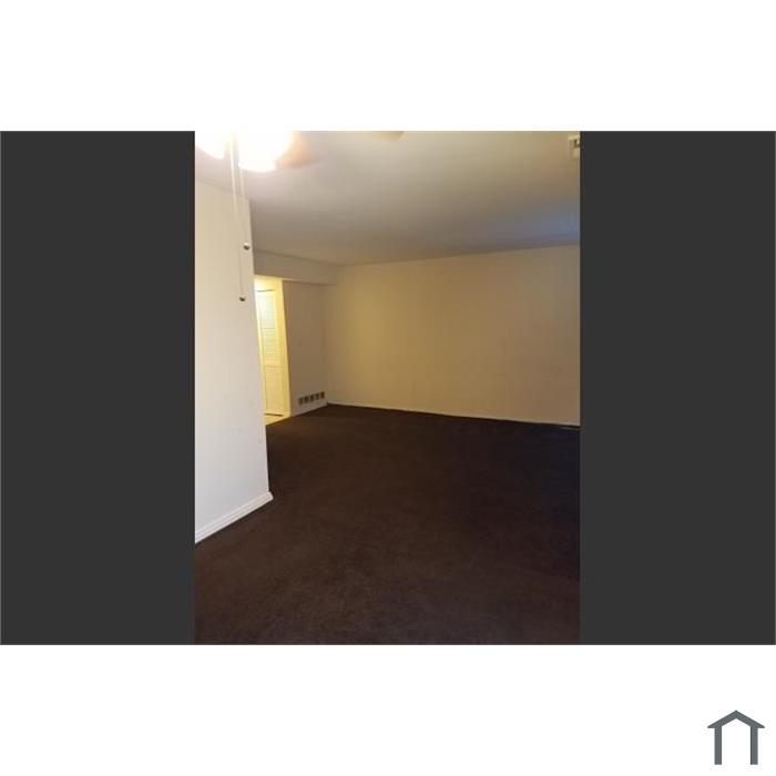 1004 Sandpiper Ct