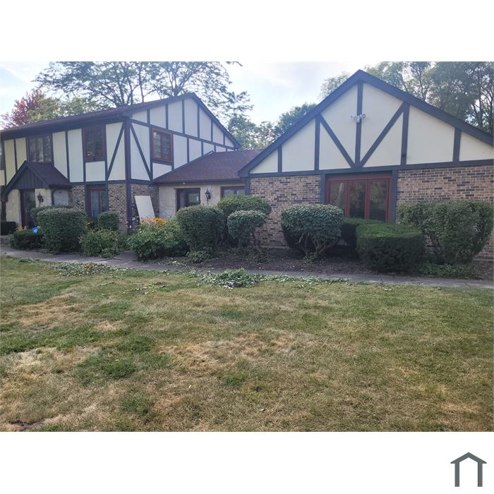 10 Sherwood Rd