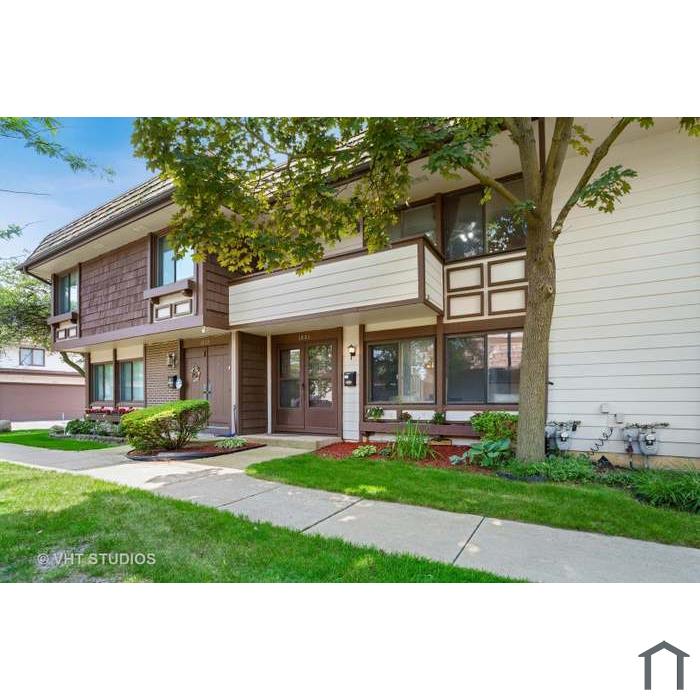 1321 Court Q