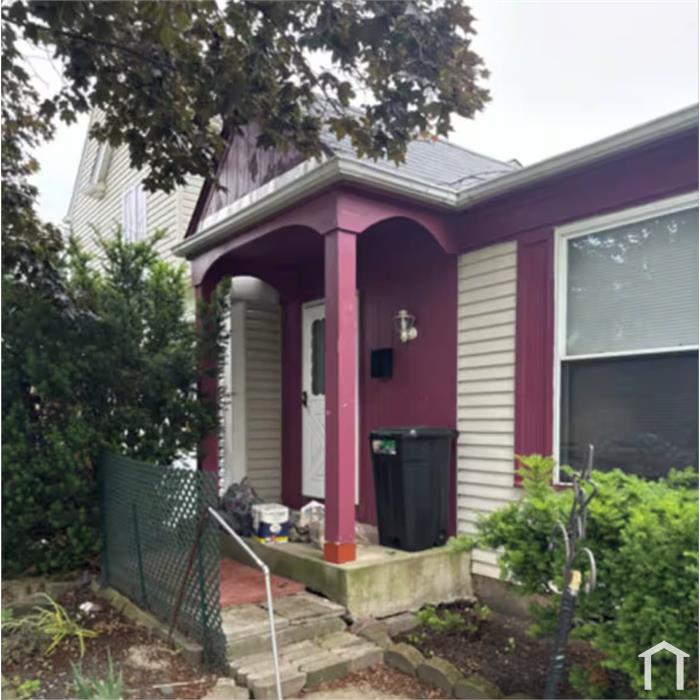771 Marilyn Ave
