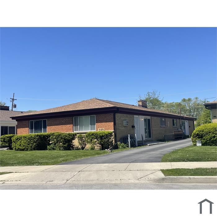 520 W Division St