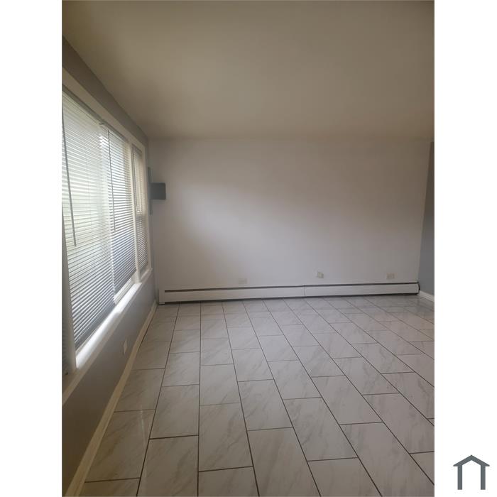228 Callan Ave