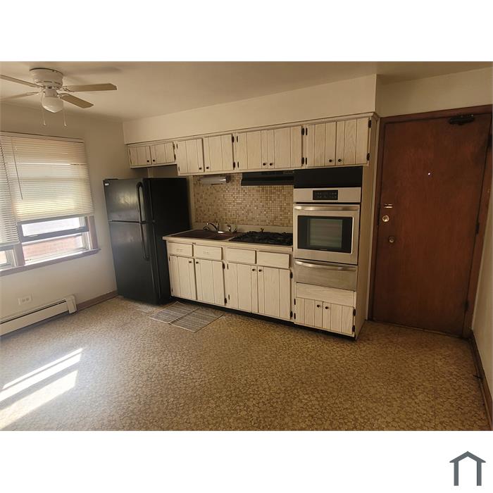 286 Yates Ave