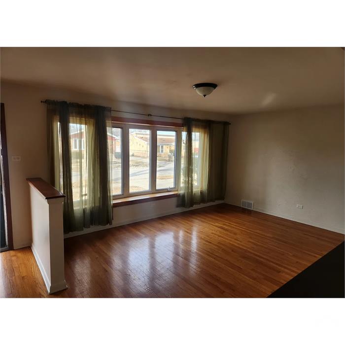 236 Chestnut Ave