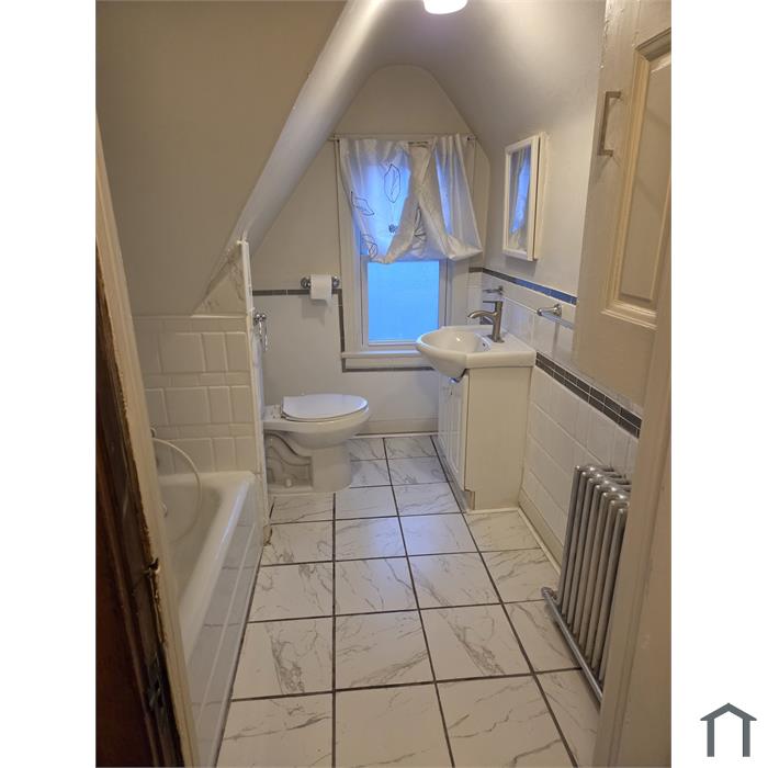 390 W 16th St