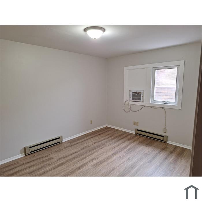 2 Peale St