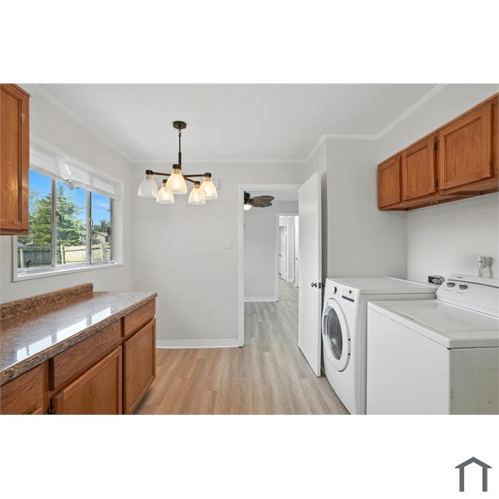 337 S Orchard Dr