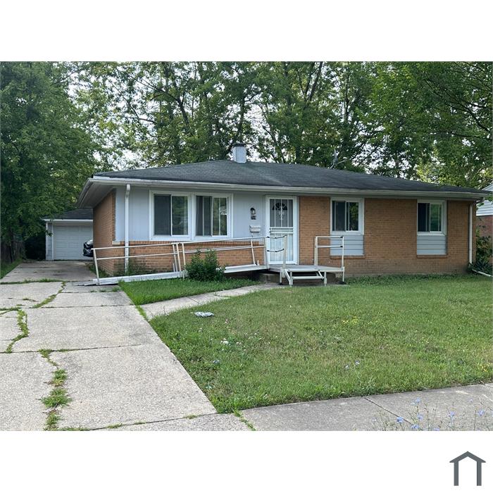 719 Blackhawk Dr