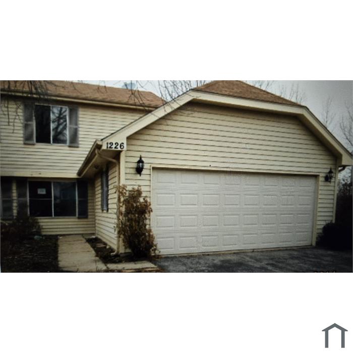 1226 Andover Cir