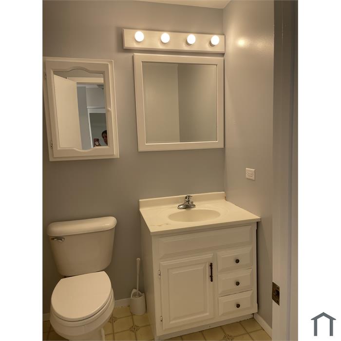 29W550 Winchester Cir N