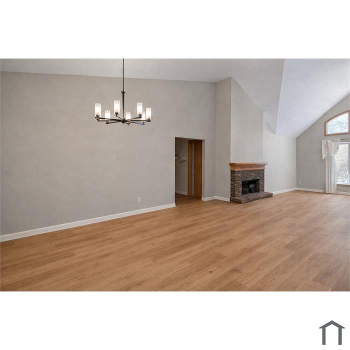 24805 Vermette Rd