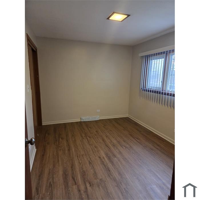 1646 E 92nd Pl