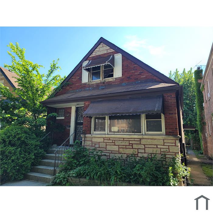 8147 S Saginaw Ave