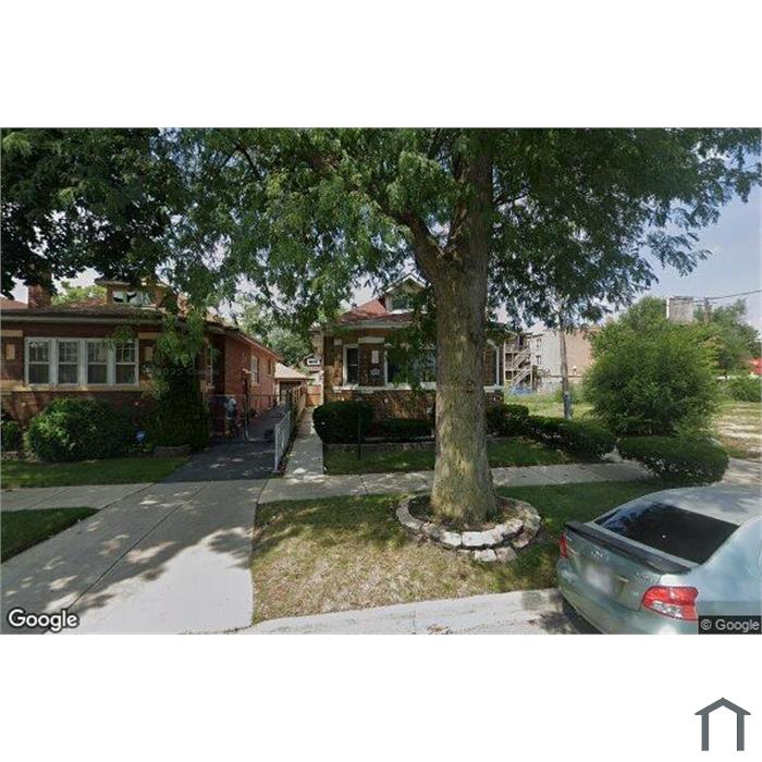 7914 S Oglesby Ave