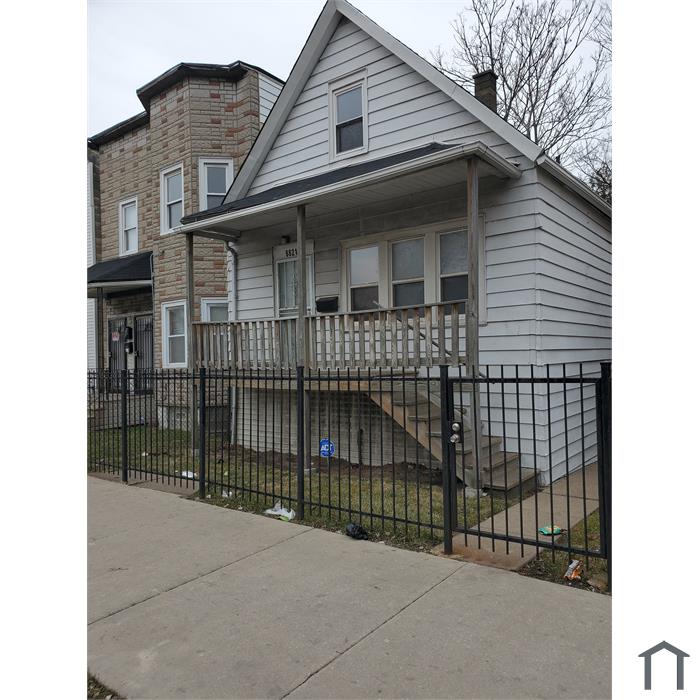 8821 S Cottage Grove Ave