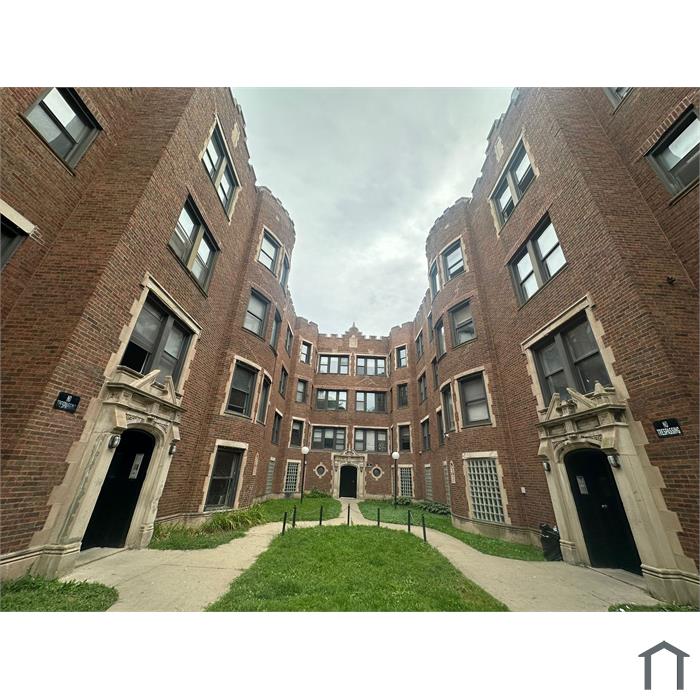 8145 S DREXELL unit 2E