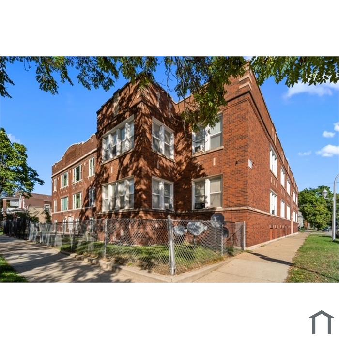 7357 S Saint Lawrence Ave