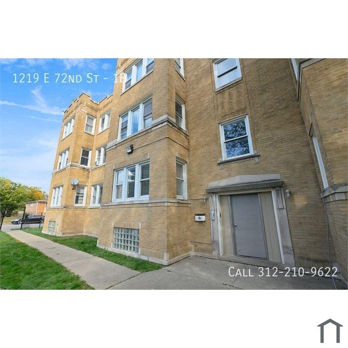 Two Bedroom in Pocket Town!