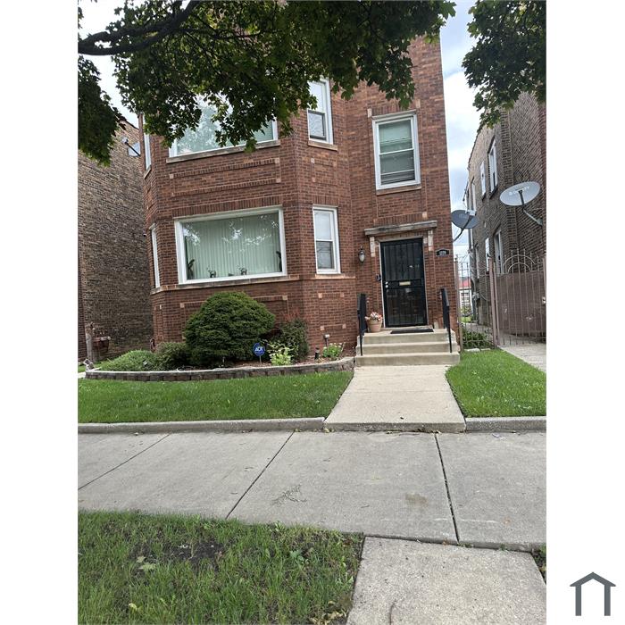 1228 W 77th St