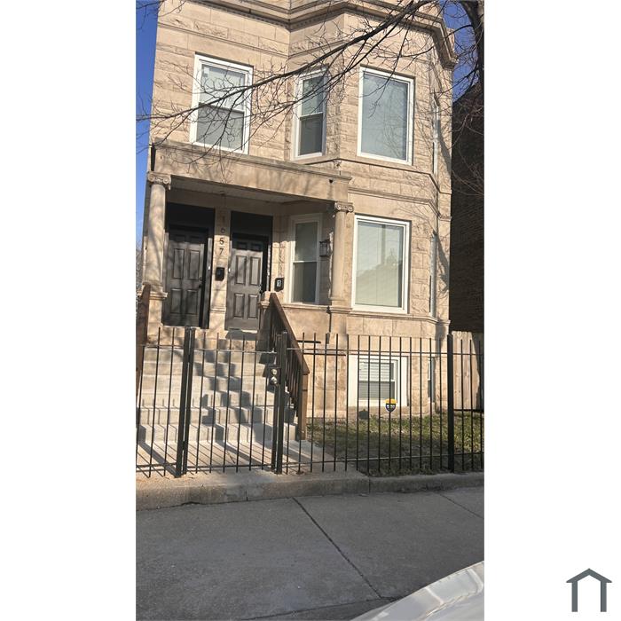1657 S Central Park Ave