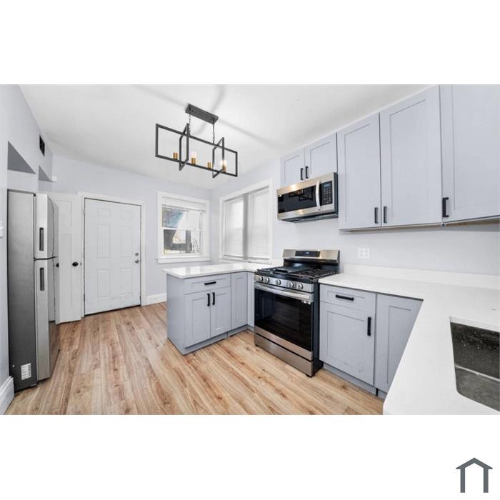 1857 S Komensky Ave
