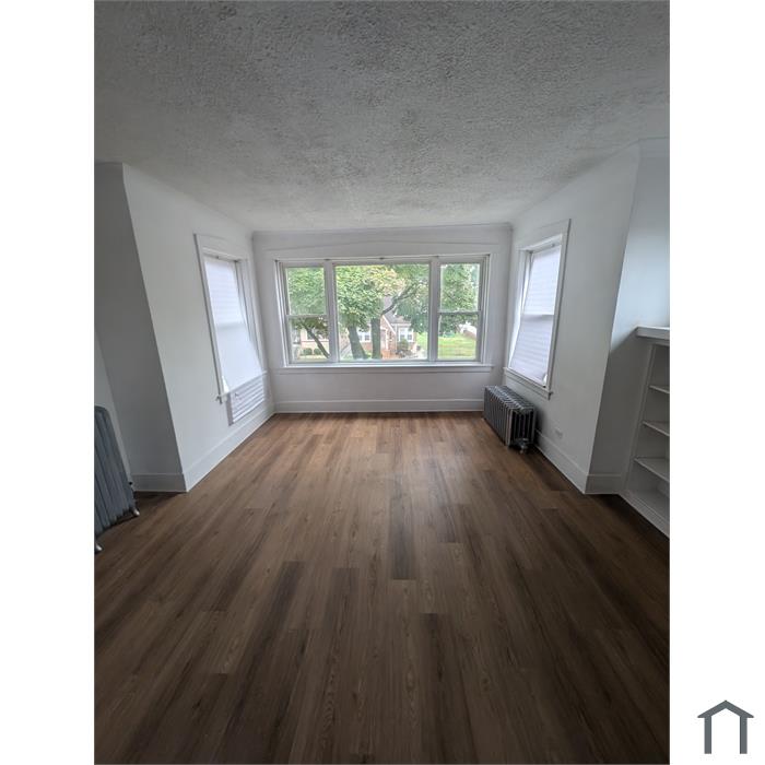554 E 103rd Pl