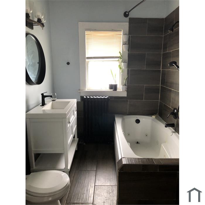 237 W 114th St
