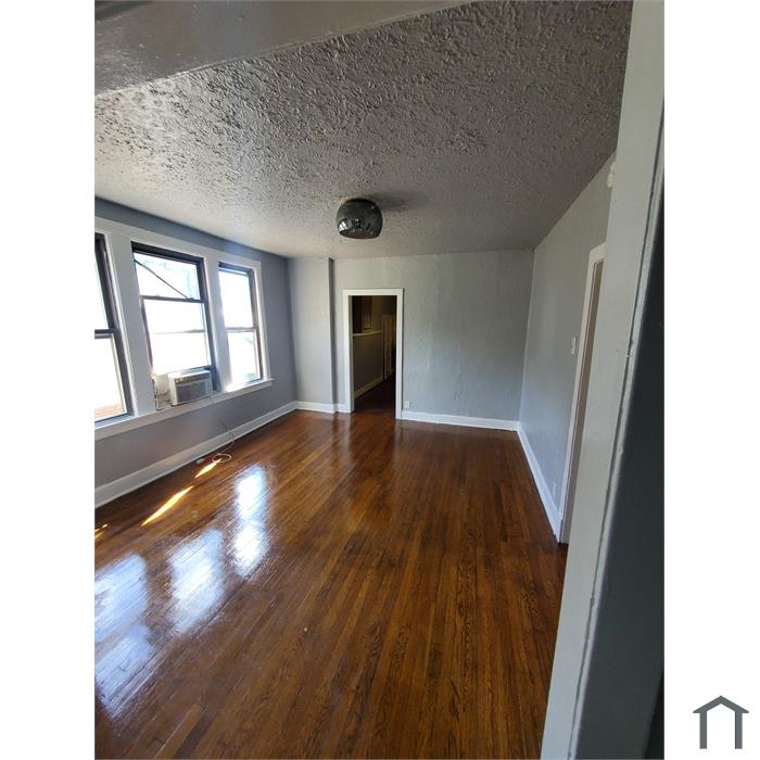 11252 S Eggleston Ave