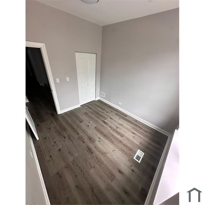 12021 S Eggleston Ave