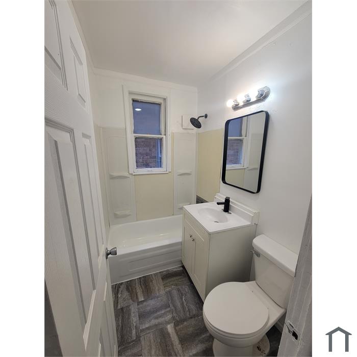 12016 S Prairie Ave