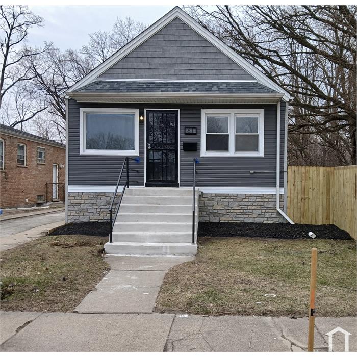 61 W 125th St