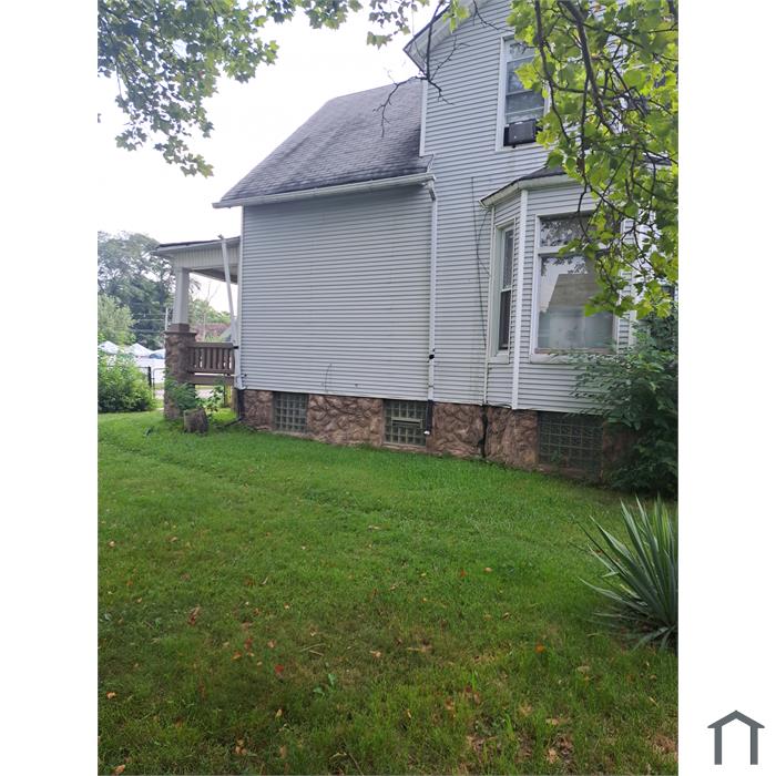 255 W 111th Pl