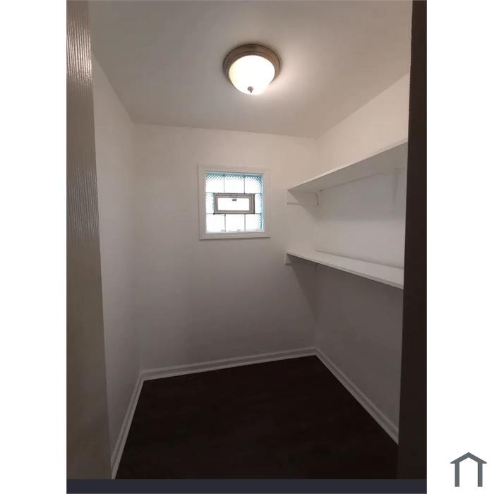 32 E 120th St