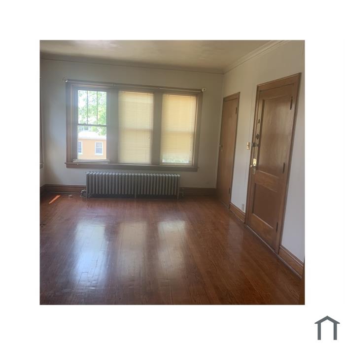 7121 S Washtenaw Ave