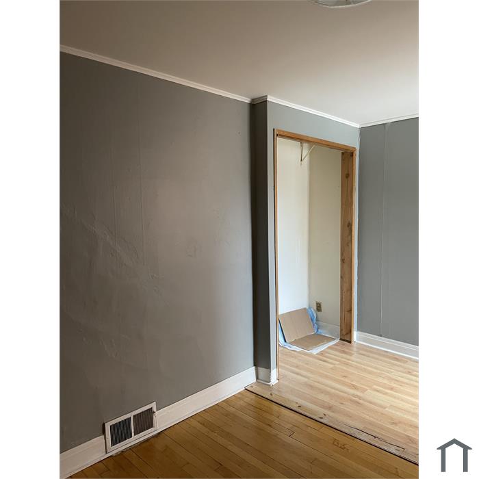 3248 N Narragansett Ave